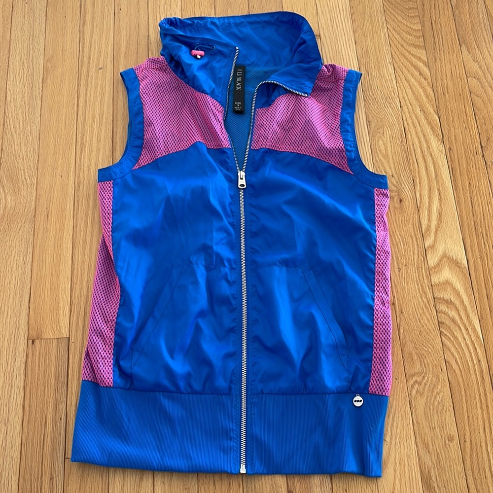 LG Black: Vest / Athletic Wear